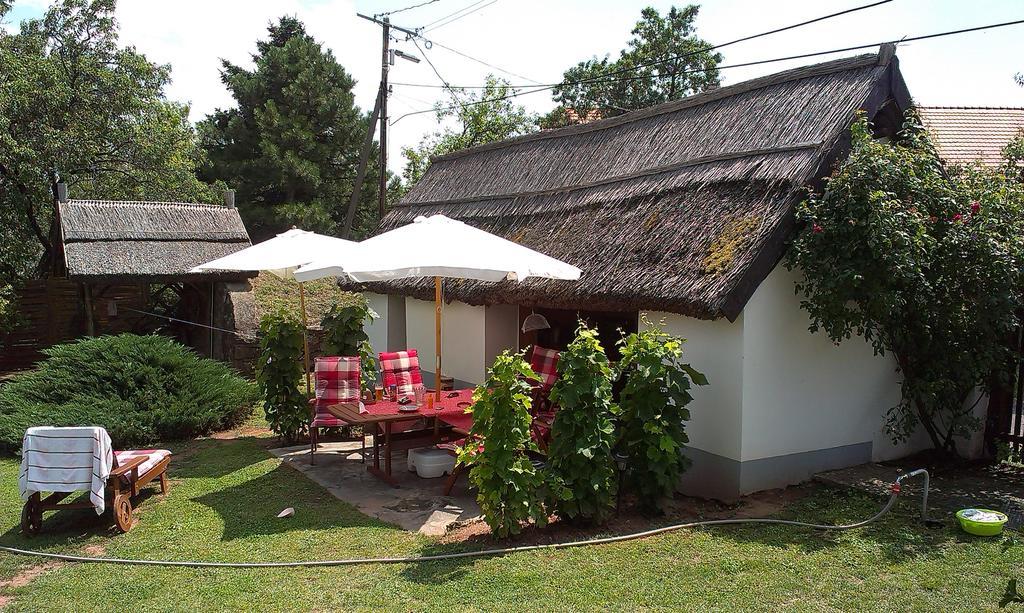 Country House Balaton Paloznak Exterior photo